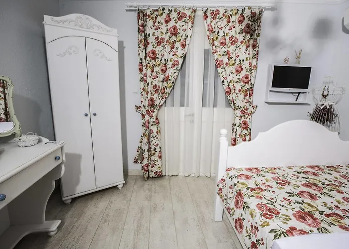 Otel The White Alaçatı